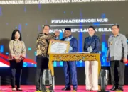 Komitmen Bentuk Posbankum, Bupati Sula Terima Penghargaan dari Menteri Hukum RI