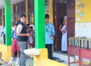 Dapat Dukungan, Distribusi MBG dari SPPG Emalamo Waiipa Berjalan Lancar