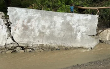 Talud Penahan Banjir di Desa Baleha Patah, Kontraktor Siap Lakukan Perbaikan