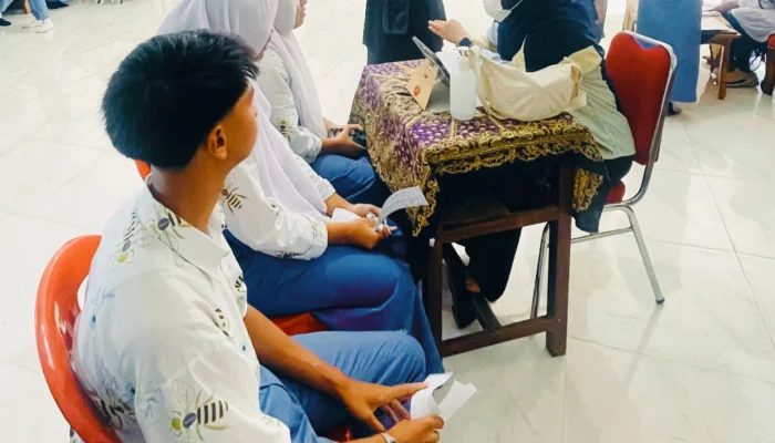 Program PKG Tuntas, 1.032 Siswa SMAN 1 Sula Ikut Periksa Kesehatan Gratis
